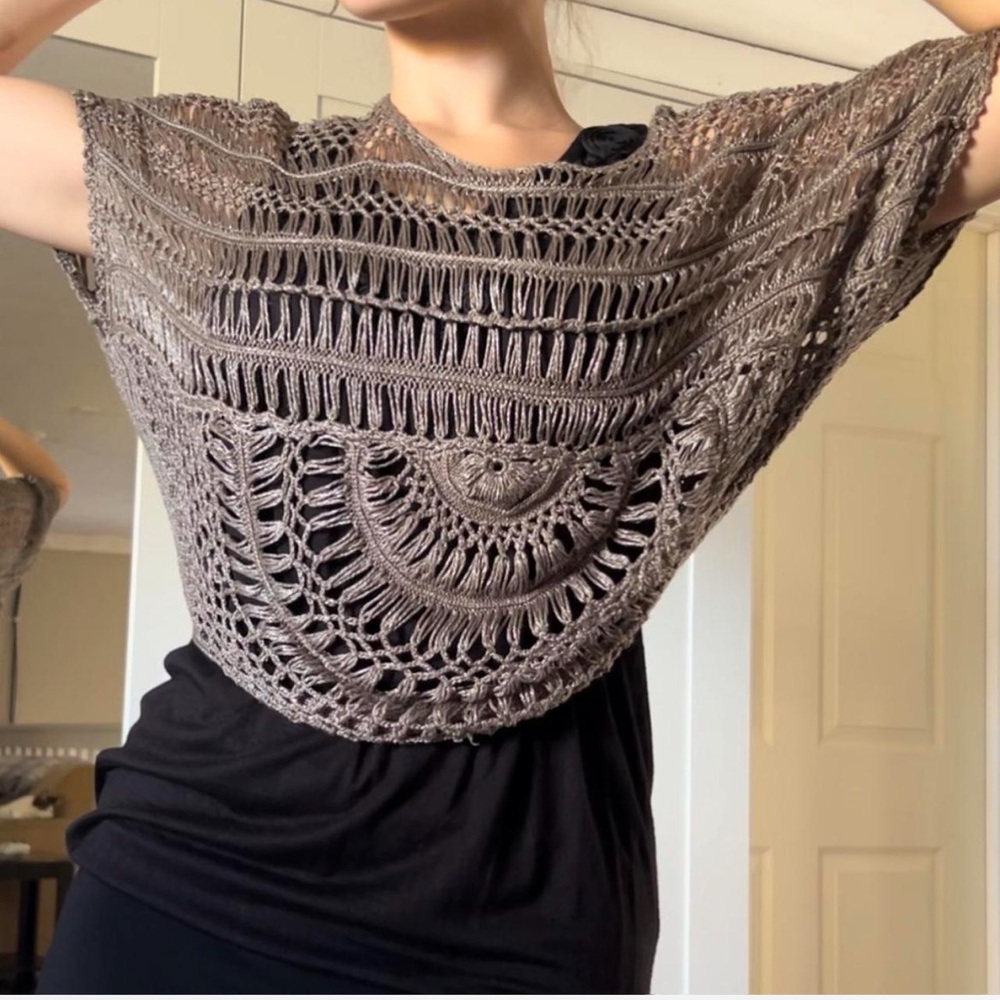 Le Chateau Taupe Crochet Poncho